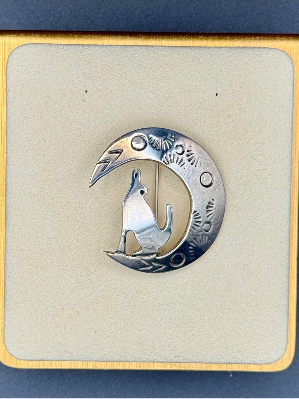 Vintage Taxco Mexico .925 Sterling Silver Wolf Howling at Moon Brooch Pin